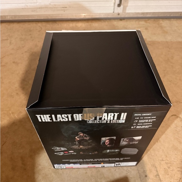 Sony PS4 The Last of Us Part II Collector's Edition - Black and Gray - Picture 3 of 13